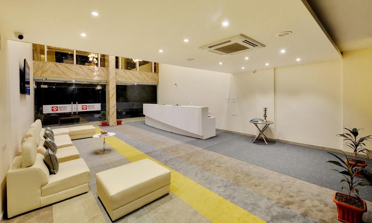 Mastiff Select Gulbarga Hotel Гулбарга Екстериор снимка