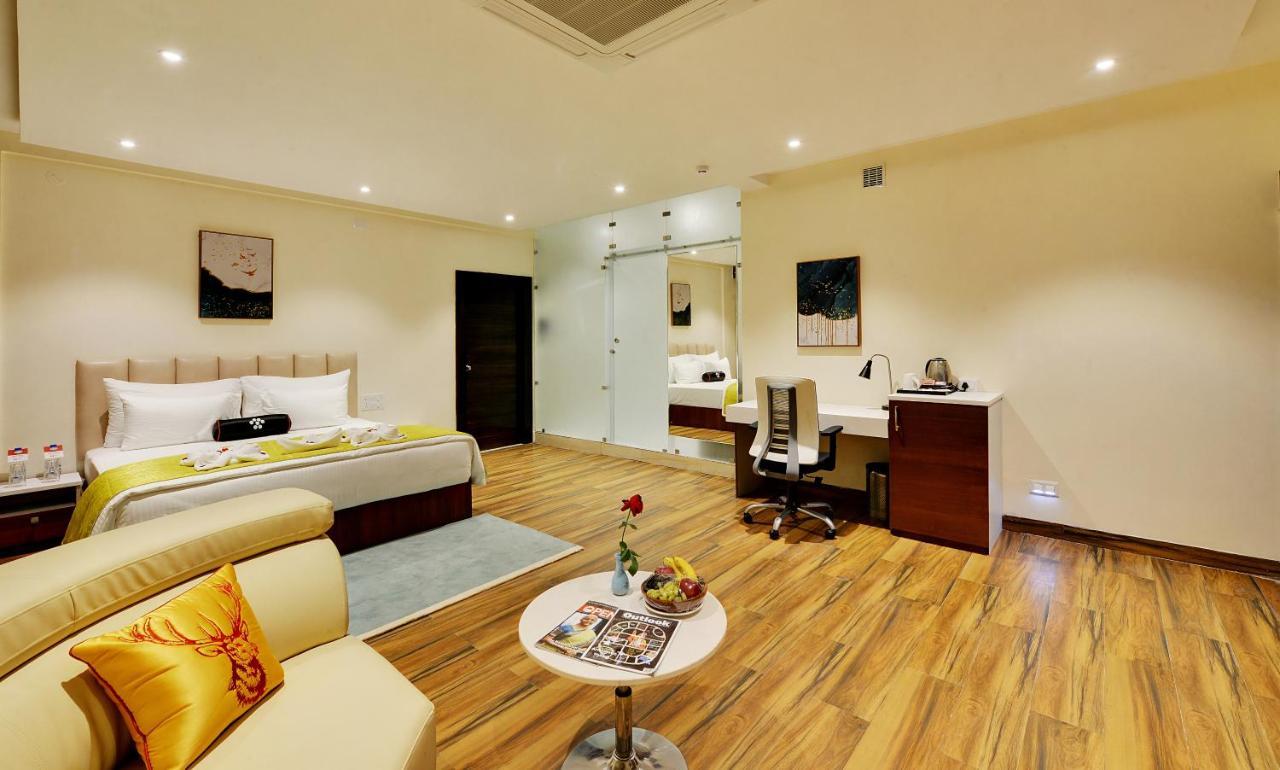 Mastiff Select Gulbarga Hotel Гулбарга Екстериор снимка